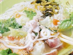 -周记蟹仔粉(侨港风情街店)