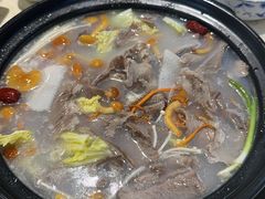 -九寨沟特色牦牛肉汤锅