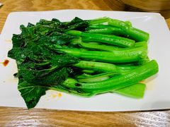 -点点心港式茶餐厅(南京西路店)