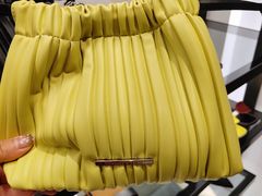 -CHARLES&KEITH(城西银泰店)