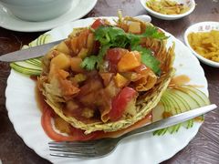 雀巢筑顶-莲华素食府