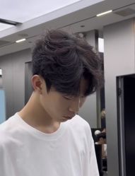 -尤司男士国潮理发馆