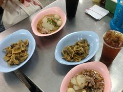 -榮泰米粉湯(Left Shop)