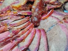 -老鼎万春卤菜(五代传承创始老店)