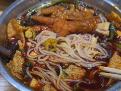 -柳州肥姨妈大骨螺蛳粉(曹路店)