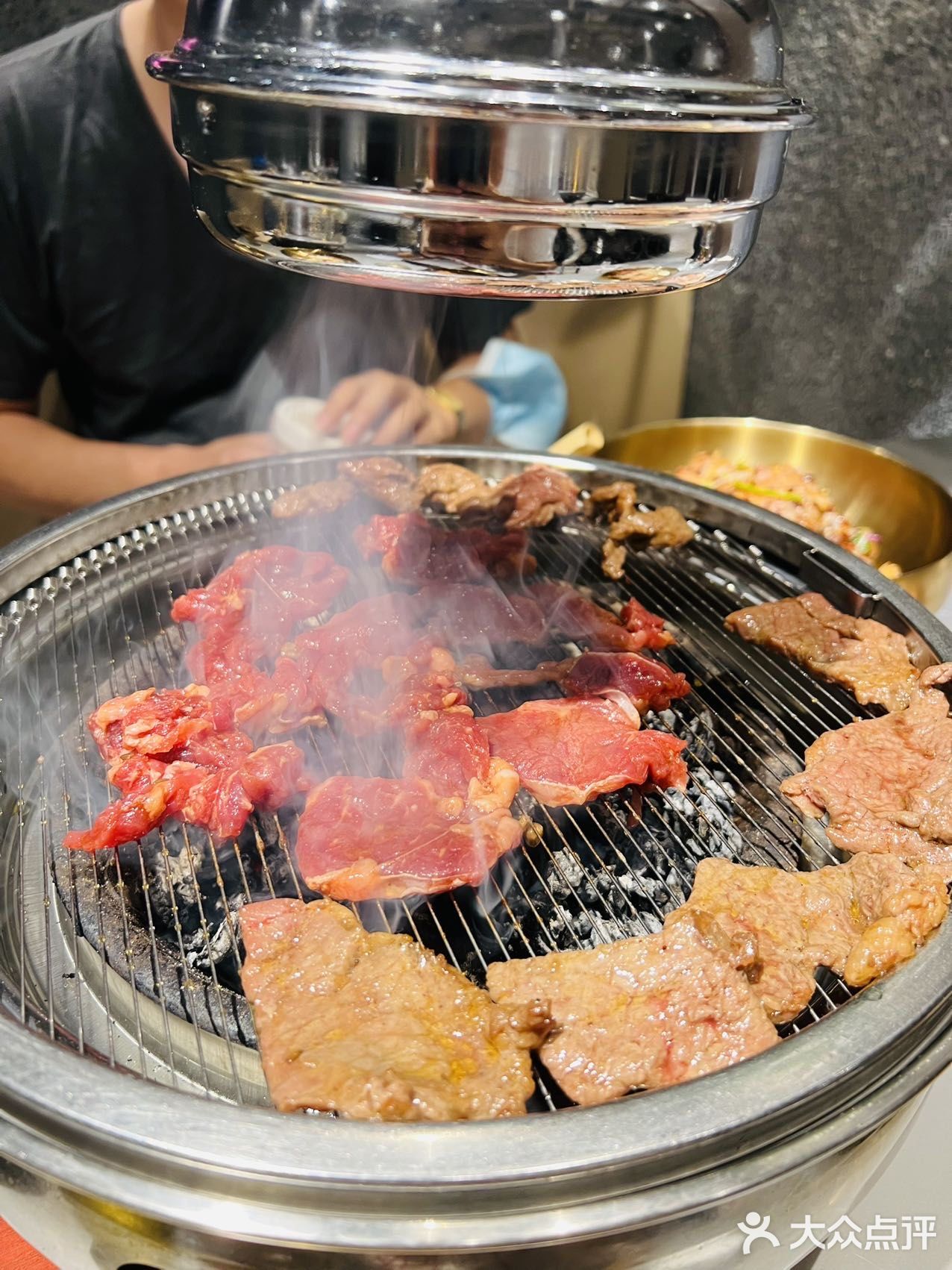 火爆魔都人朋友圈的小核桃烧肉馆来长寿路啦！