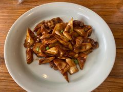 口蘑烧春笋-壹零捌道·北京烤鸭(车公庄店)