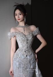 -艾朵婚纱
