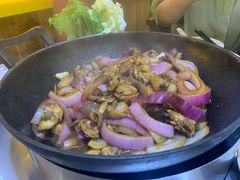 -胡须佬鸡煲四季火锅店(石厦西村直营店)