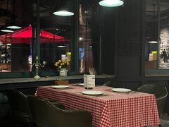 -自然食集西餐厅(泰晤士小镇店)