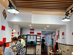 -柳州肥姨妈大骨螺蛳粉(江宁万达店)