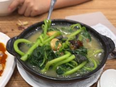 -裕记烧腊连锁餐饮(国商分店)
