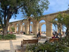 -上巴拉卡花园和下巴拉卡花园