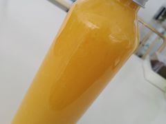 芒果汁-执茶识麦(万达华府店)