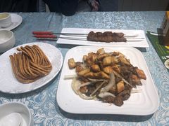 馕丁炒烤肉-巴扎美食·新疆菜·西域歌舞表演餐厅(新疆大厦店)