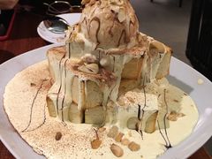 焦糖坚果吐司金字塔-卡朋厨房(289艺术园区店)