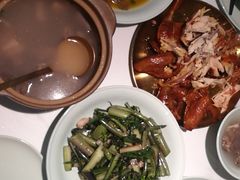 -费大厨辣椒炒肉(高铁吾悦广场店)