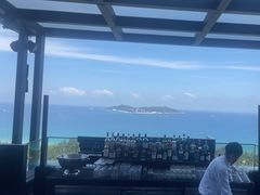 -瑰丽酒店·海吧·天际下午茶·现场DJ·天台酒吧