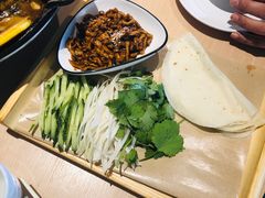 -关东小磨东北菜(上海长风大悦城店)