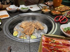-一家东北烤肉(华大店)