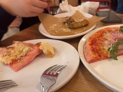 -城市大道红炉披萨烘焙坊