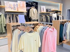 -王府井奥莱棋盘山小镇