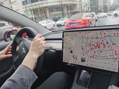 -TESLA 特斯拉(上海太古汇体验店)