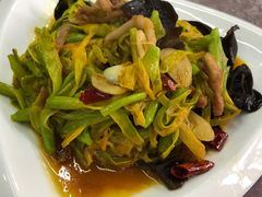 -聚百鲜海鲜烧烤私房菜(韩乐坊店)