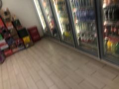 -全家便利店(莲花池东路店)