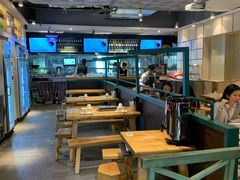 用餐区-木屋烧烤(岗顶二店)