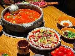 -贵厨酸汤牛肉(花果园国际中心店)