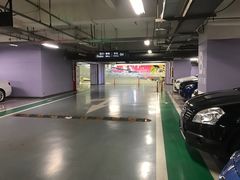-凯德MALL太阳宫店-地下停车场