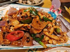 姜葱炒鱿鱼须-桥东喜碧海鲜街(水东街店)