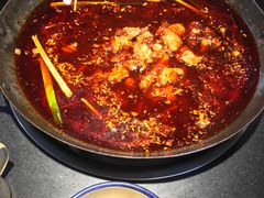 -赞花婆鲜兔辣卤火锅