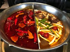 -湊湊火锅·茶憩(新中关购物中心店)