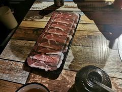 -虾弄弄海派小龙虾·牛羊蝎子火锅