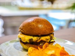 -潮一不贰·法式甜品·生日蛋糕·西式简餐(外滩店)