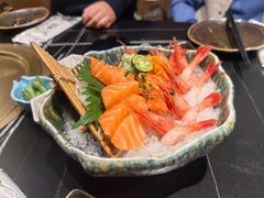 -山川小町·极番烧肉(新地假日广场店)