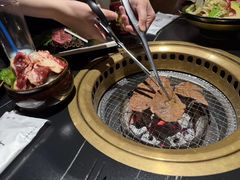 -山川小町·极番烧肉(新地假日广场店)