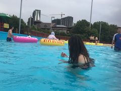-热带风暴水上乐园(新镇路)