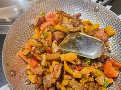 -老唐三下锅 ·张家界地标美食(溪布街店)