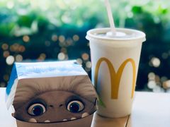 -麦当劳(展览路店)