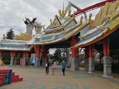 -七彩云南欢乐世界