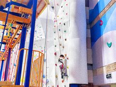 -山之巅攀岩馆(太古城店)