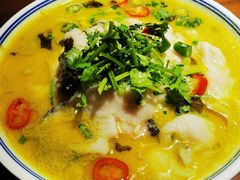 酸汤黑鱼面-十面春风·江南面馆(崇宁路店)