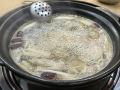 花旗参锅底-濠轩阁特色生蚝火锅(水湾路店)