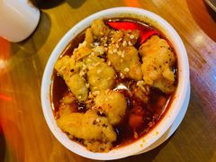 冒虾滑-炉小二铜锅牛蛙•川湘菜(三里屯店)