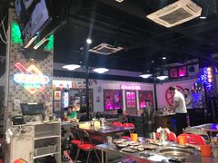 大堂-马路牙子烧烤音乐酒馆(望京店)