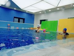 -龙格亲子游泳·水育早教运动中心(绿城店)