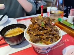 超级牛肉丼饭-花漫里亲民日式餐厅(万象城店)